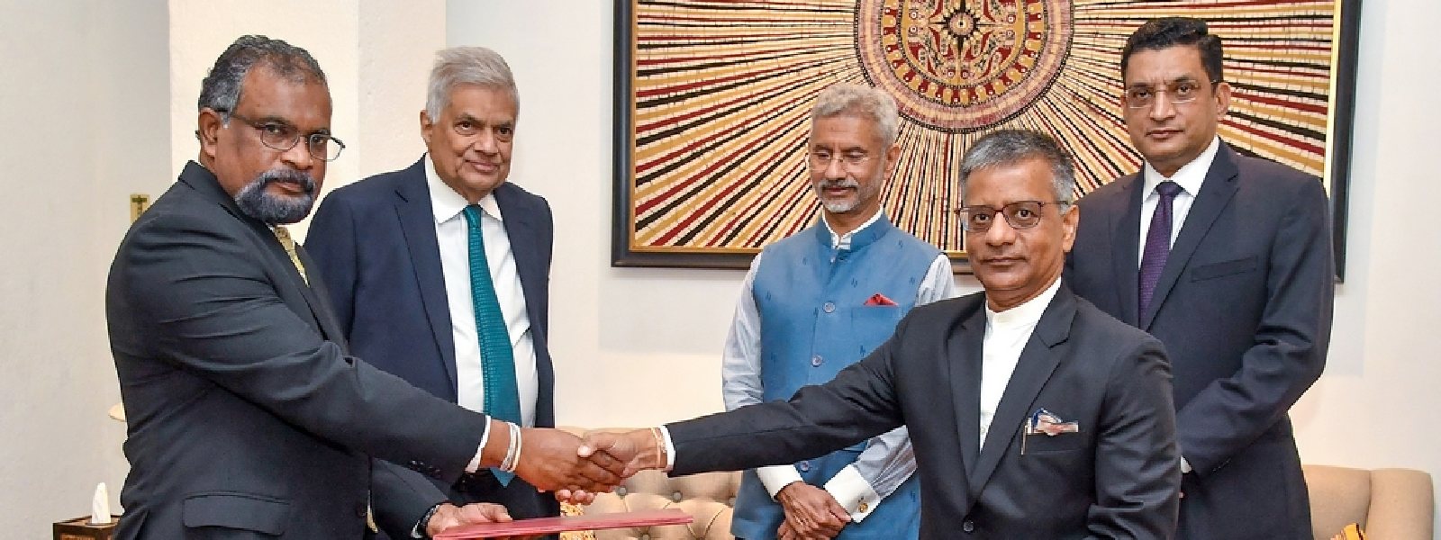 India hands over more houses to Sri Lanka